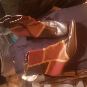 Transit brand boots